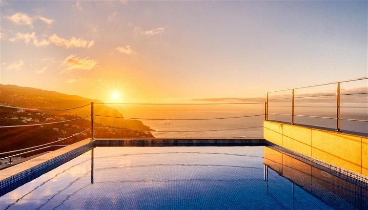 Foto 1 - Sunrise Villa a Home in Madeira