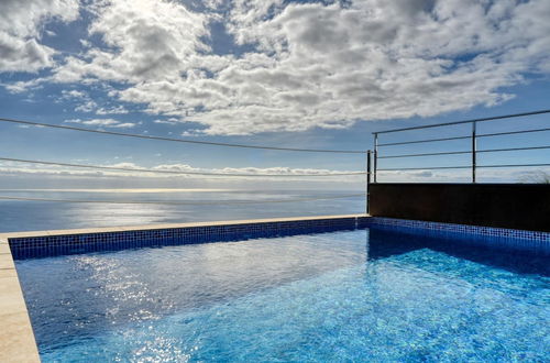 Photo 2 - Sunrise Villa a Home in Madeira