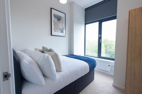 Foto 2 - Leeds Haven - Niche 1 & 2 Bedroom Apartments with Cityscape views includes parking upon availability by Sojo Stay