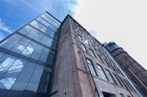 Photo 27 - Leeds Haven - Niche 1 & 2 Bedroom Apartments with Cityscape views includes parking upon availability by Sojo Stay