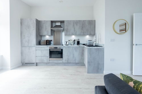 Photo 13 - Leeds Haven - Niche 1 & 2 Bedroom Apartments with Cityscape views includes parking upon availability by Sojo Stay