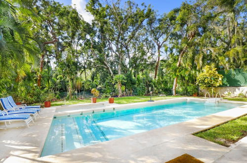 Foto 8 - Beautiful Villa With Private Pool Close To Beach