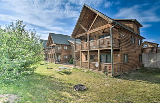 Foto 3 - Cozy Three Bears Resort Cabin in Warrens