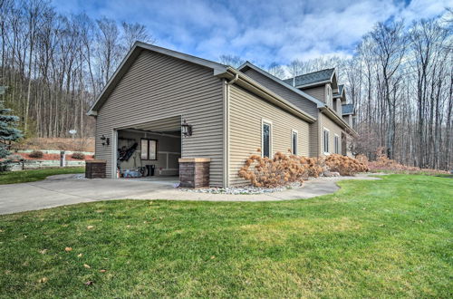 Photo 4 - Cozy Apartment w/ Outdoor Entertaining Space