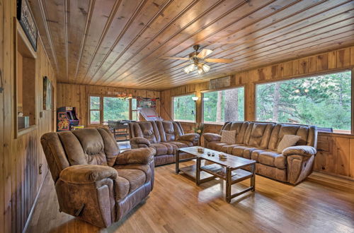 Photo 13 - Cozy Mountain Retreat at the Base of Pikes Peak