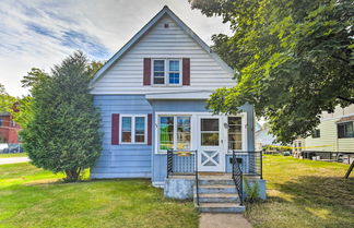 Foto 1 - Ontonagon Home w/ Fire Pit - Steps to Beach