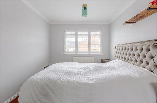 Foto 1 - Serene and Spacious 2 Bedroom House in South Wimbledon
