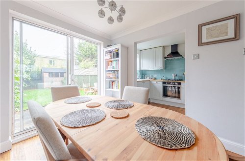 Foto 19 - Serene and Spacious 2 Bedroom House in South Wimbledon