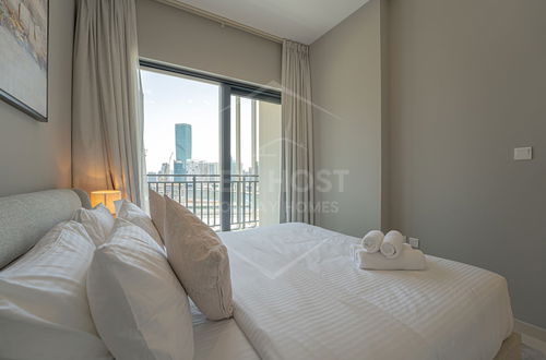 Photo 2 - Zada Tower 1BR Apt- Business Bay - Dubai