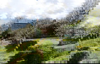 Foto 19 - Cosy Secret Cottage in a Beautiful Walled Garden