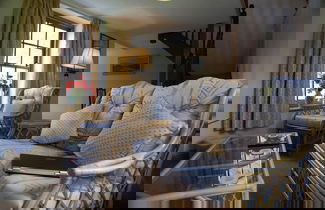 Foto 10 - Cosy Secret Cottage in a Beautiful Walled Garden