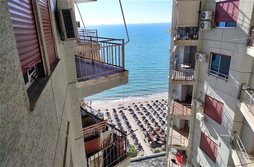 Foto 5 - Golem Beach Front Apartment Resort