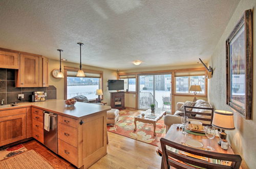 Photo 14 - Lake Pend Oreille Condo w/ Porch & Mountain View