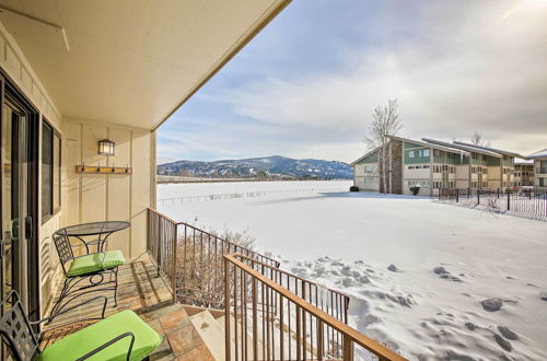 Photo 7 - Lake Pend Oreille Condo w/ Porch & Mountain View