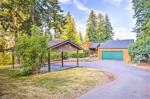 Foto 4 - Stunning Puyallup Oasis w/ Views + Game Room