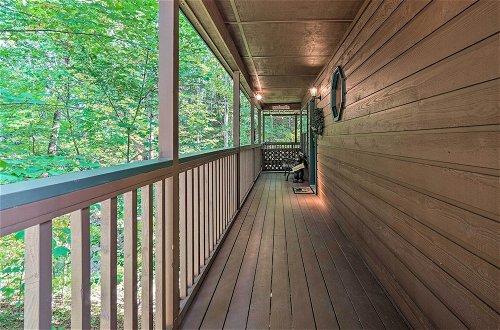 Foto 5 - Picturesque Pigeon Forge Cabin w/ Mountain Views