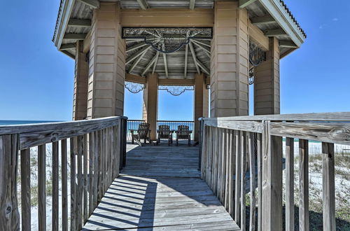 Photo 15 - Oceanfront Retreat: Modern Living on Miramar Beach