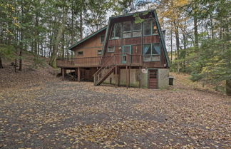 Photo 2 - Lakefront Berkshires Retreat w/ Deck, Dock & Boat