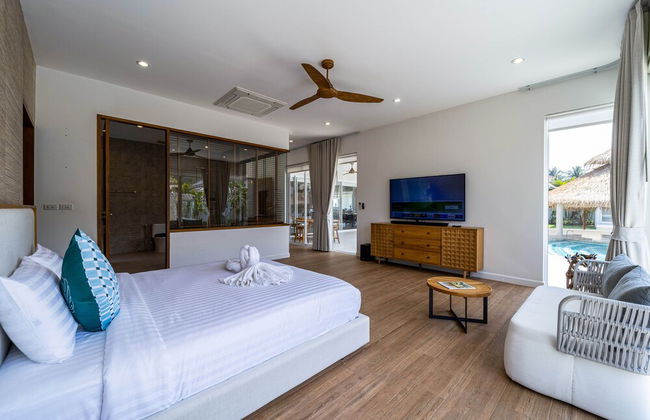 Luxury 7 Bedroom Pool Villa - WL67 - Photo 6