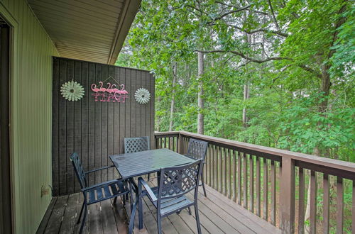 Foto 14 - Cozy Retreat w/ Deck: 3 Mi to Desoto Golf Course