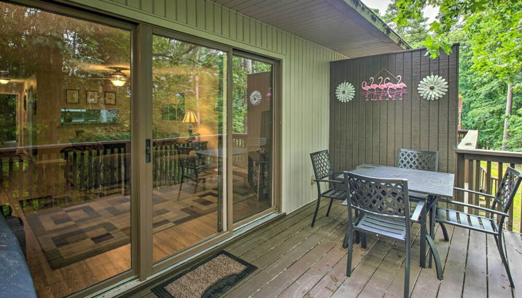 Photo 1 - Cozy Retreat w/ Deck: 3 Mi to Desoto Golf Course