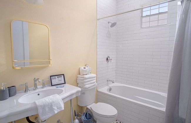 Comfy and Incredible Fenced 2BR 2 BA Near Downtown - Foto 20