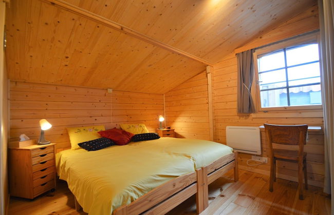 Pleasant Chalet in Anhee in a Charming Area - Foto 3