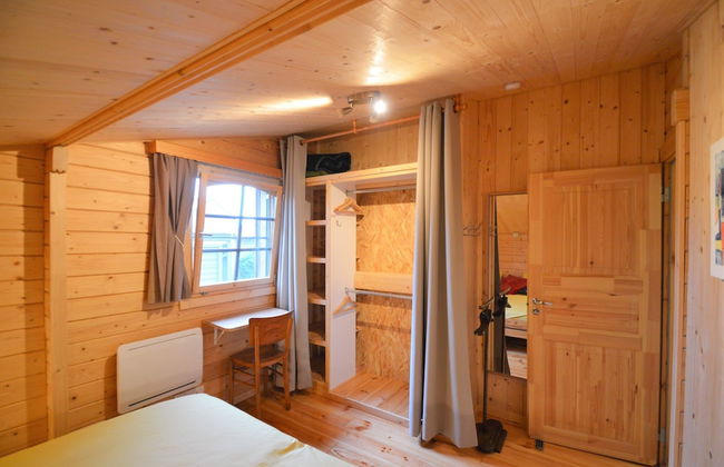 Pleasant Chalet in Anhee in a Charming Area - Foto 2