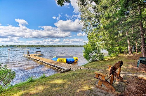 Foto 5 - Private Retreat w/ Dock on Middle Eau Claire Lake