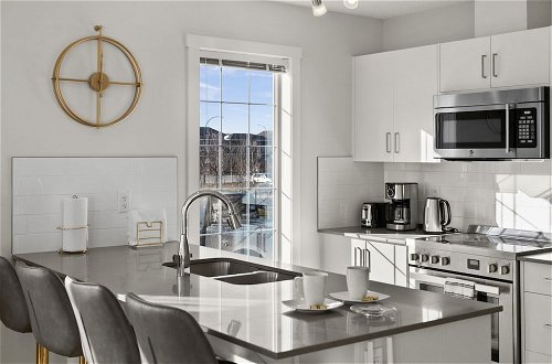 Foto 50 - New Apartments in Cranston by GLOBALSTAY