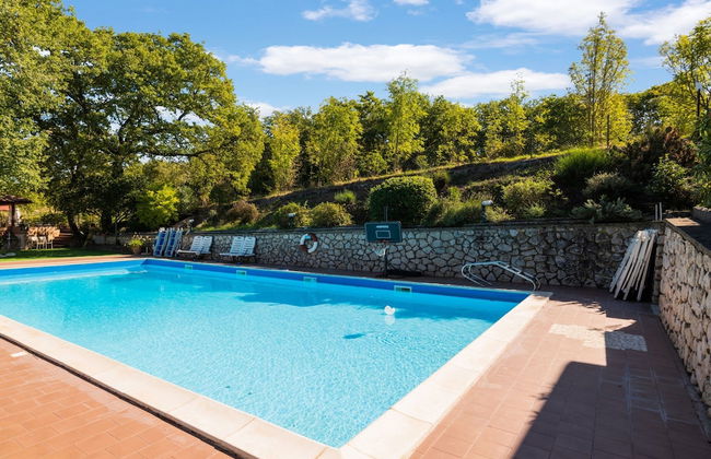 Cottage in Magione With Pool and Garden - Photo 17