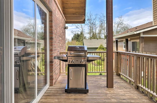 Photo 4 - Rockaway Beach Hideaway w/ Hot Tub & Fireplace