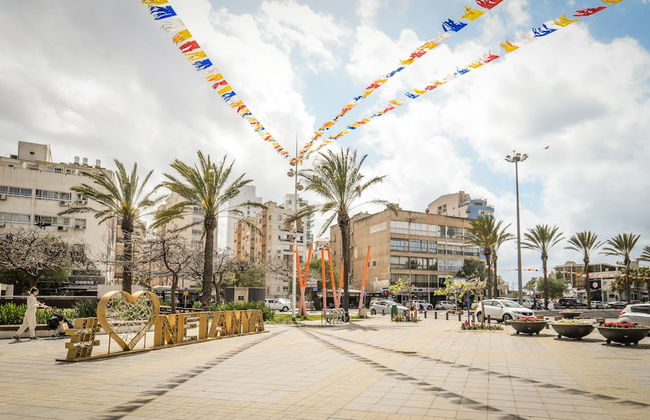 Seaside Escape with Private Patio by Sea N Rent - Foto 39