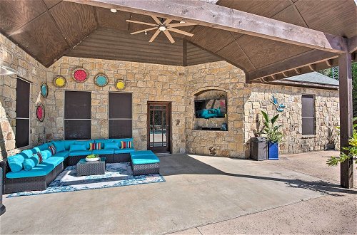 Foto 4 - Terrell Ranch Home: Outdoor Oasis on 14 Acres