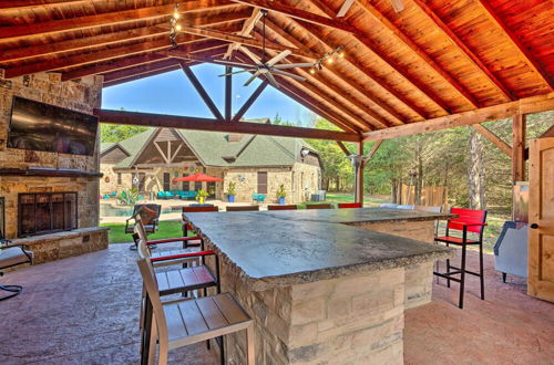 Foto 19 - Terrell Ranch Home: Outdoor Oasis on 14 Acres