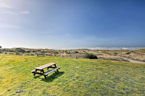 Photo 10 - Waldport Escape - Sanderling Sea Cottages, Unit 8