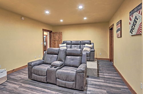 Photo 15 - Spacious Home w/ Private Hot Tub: Golf & Hike