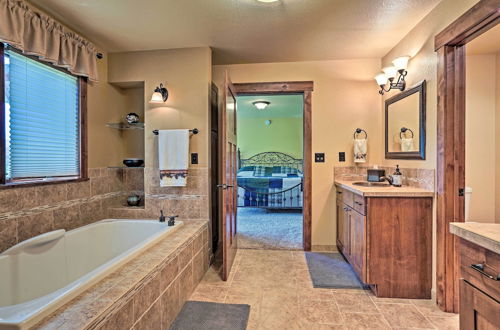 Photo 21 - Spacious Home w/ Private Hot Tub: Golf & Hike