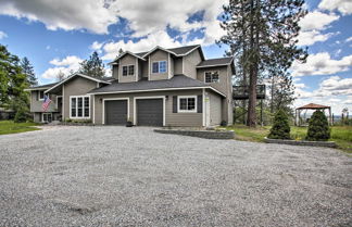 Photo 3 - Serene Mountain Retreat w/ Balcony & Lake Views