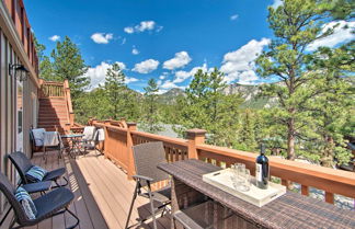 Foto 1 - Estes Park Condo w/ Deck & Views ~3 Miles to Rmnp