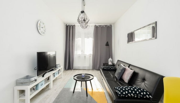 Photo 1 - Poznan Apartment Near Old Zoo by Renters