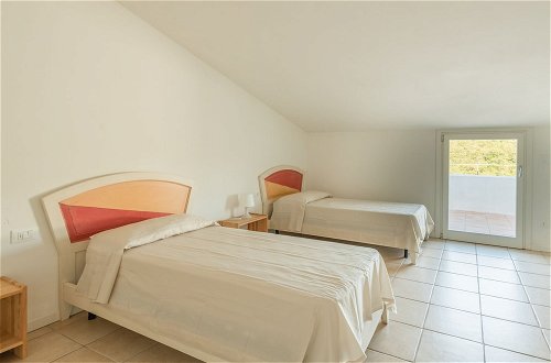 Foto 5 - Elegant Residence 4 Bedroom Apartment Sleeps 8 Extra bed N0732