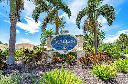 Photo 40 - Jamaica Royal Villas by Beachside Mgmt