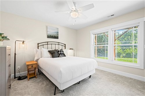 Photo 33 - Blue Ridge Buyout by Avantstay Private Guest Suite! 5 Bedroom Buyout
