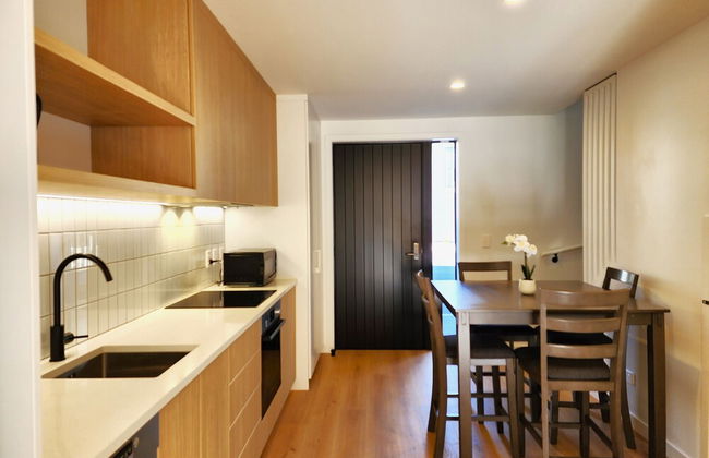 U Suites on Trieste Way - Foto 1