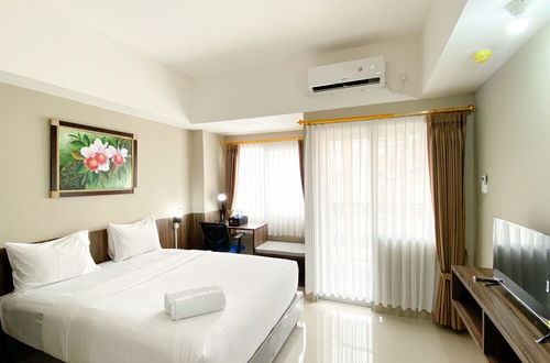 Photo 1 - Cozy Stay Studio Apartment At Gateway Park Lrt City Bekasi