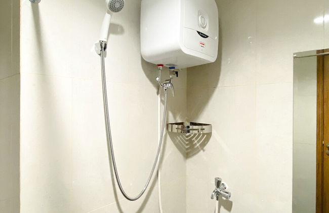 Cozy Stay Studio Apartment at LRT City Jatibening - Photo 13