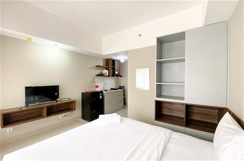 Photo 8 - Cozy Stay Studio Apartment At Gateway Park Lrt City Bekasi