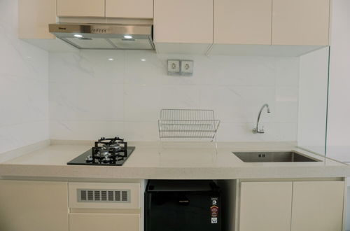 Foto 6 - Simply And Enjoy Living Studio Sky House Bsd Apartment