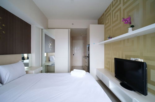 Photo 3 - Best Choice And Comfy Studio At Orchard Supermall Mansion Apartment